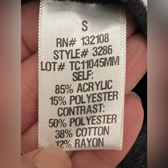 Reversible White Faux Fur Vest Official NFL Apparel Super Bowl Cozy Fall Winter - Picture 14 of 15